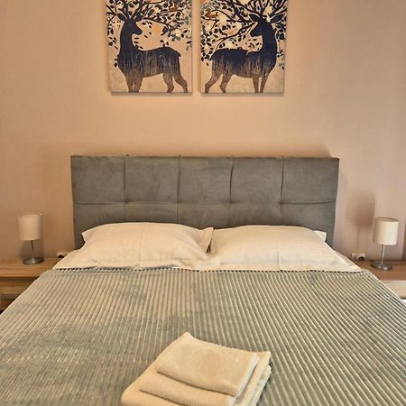 Galeriya Apartment Salonicco Esterno foto