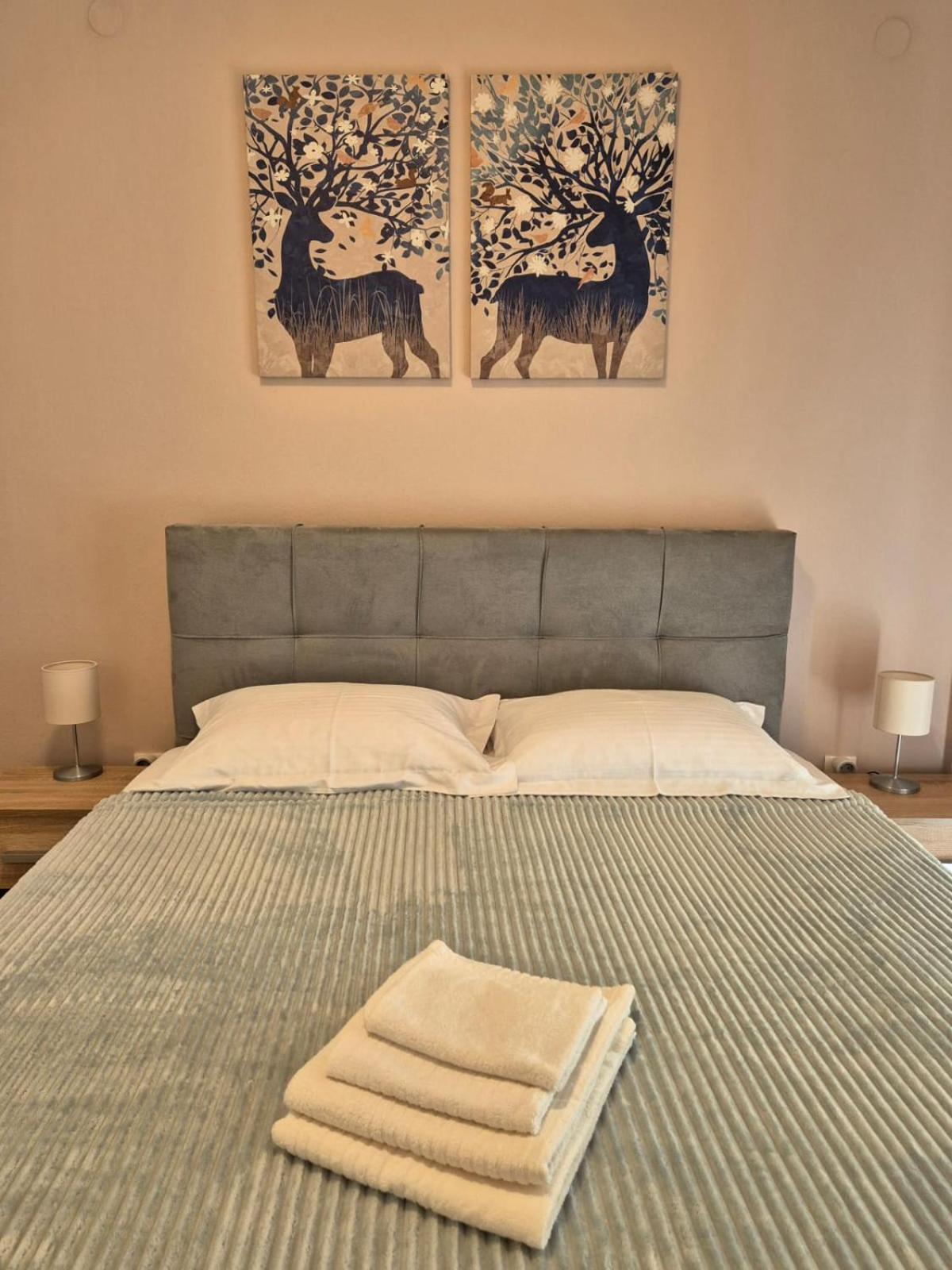 Galeriya Apartment Salonicco Esterno foto